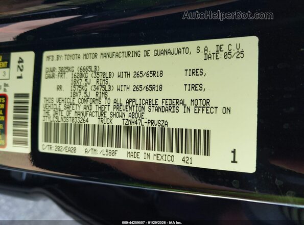 3TYLC5LN3ST033264 2025 TOYOTA TACOMA HYBRID Black Շարժիչի բաժամունքի տեսք