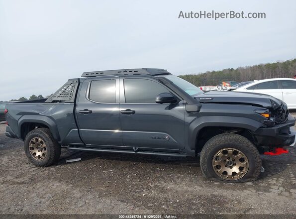 3TYLF5LN1RT003052 2024 TOYOTA TACOMA HYBRID Серый Вид задней части салона