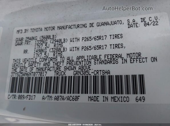 3TYSZ5AN6NT077017 2022 TOYOTA TACOMA White Engine compartment view