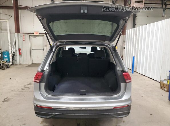 3VV0B7AX8NM073928 2022 VOLKSWAGEN TIGUAN Silver უკანა ხედი