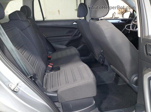 3VV0B7AX8NM073928 2022 VOLKSWAGEN TIGUAN Silver უკანა სავარძლების ხედი