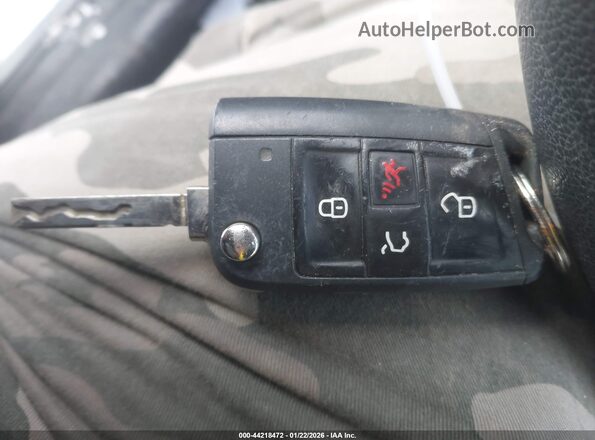 3VV1B7AX8JM009449 2018 VOLKSWAGEN TIGUAN Gray Vista del salpicadero
