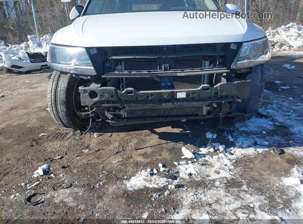 3VV1B7AX8JM020080 2018 VOLKSWAGEN TIGUAN Белый Вид спереди