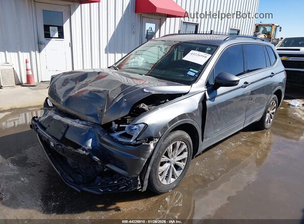 3VV1B7AX8JM060160 2018 VOLKSWAGEN TIGUAN Gray Передня ліва чверть