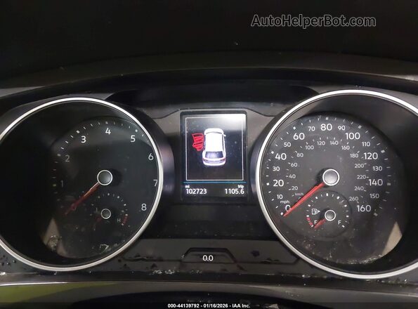 3VV2B7AX1JM222117 2018 VOLKSWAGEN TIGUAN Black Вид задніх сидінь