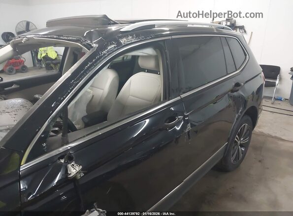 3VV2B7AX1JM222117 2018 VOLKSWAGEN TIGUAN Black Панорамний вид салону 360°