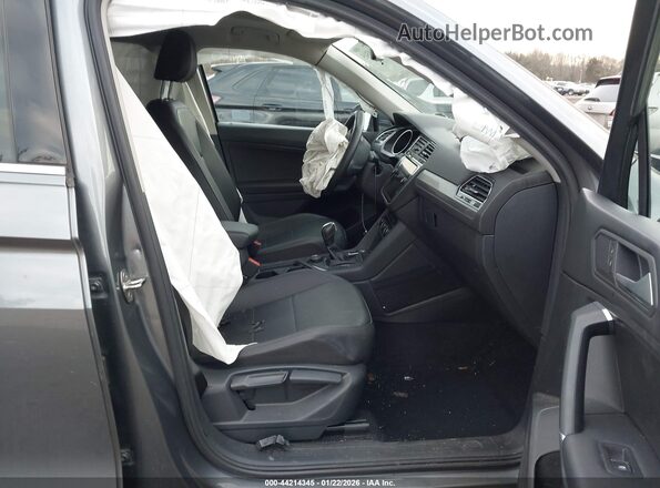 3VV2B7AX1LM131867 2020 VOLKSWAGEN TIGUAN Gray Вид салону спереду