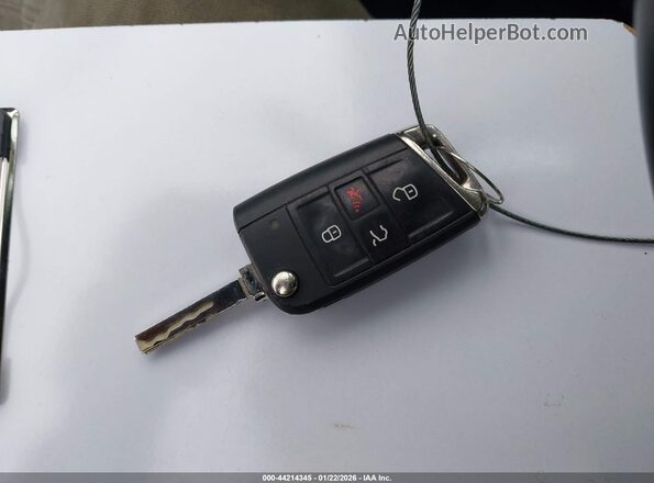 3VV2B7AX1LM131867 2020 VOLKSWAGEN TIGUAN Gray Вид панелі приладів