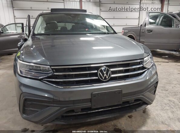 3VV2B7AX1NM034817 2022 VOLKSWAGEN TIGUAN Gray Vista del cuadro de instrumentos