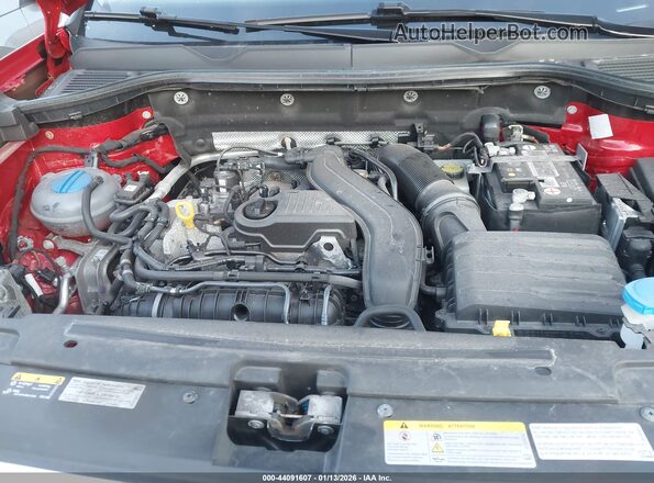 3VV2X7B2XNM088833 2022 VOLKSWAGEN TAOS Red Rear view