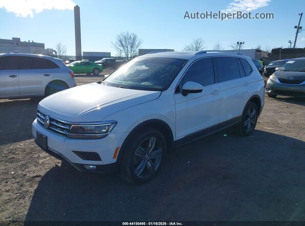 3VV4B7AX5JM181239 2018 VOLKSWAGEN TIGUAN White წინა მარცხენა ხედი სამი მეოთხედიდან