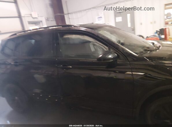 3VV8B7AX7RM056949 2024 VOLKSWAGEN TIGUAN Black Սալոնի 360 աստիճան տեսք