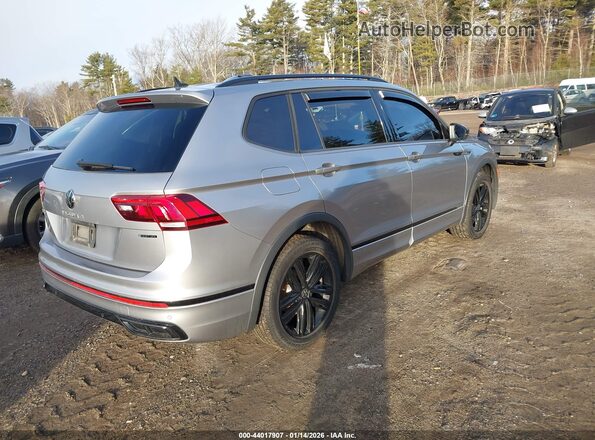 3VV8B7AX8NM049373 2022 VOLKSWAGEN TIGUAN Silver Trasero derecho
