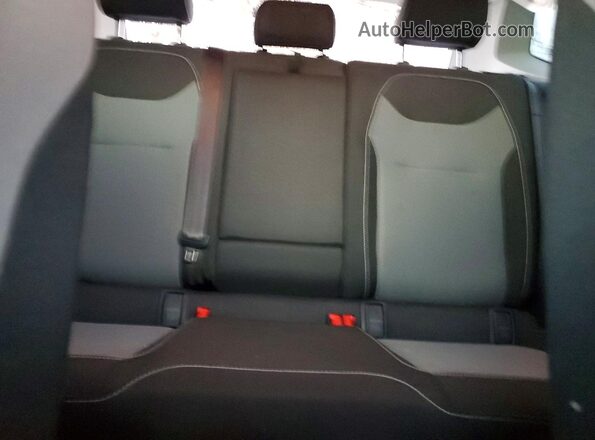 3VV8X7B25RM110334 2024 VOLKSWAGEN TAOS Черный Вид задних сидений