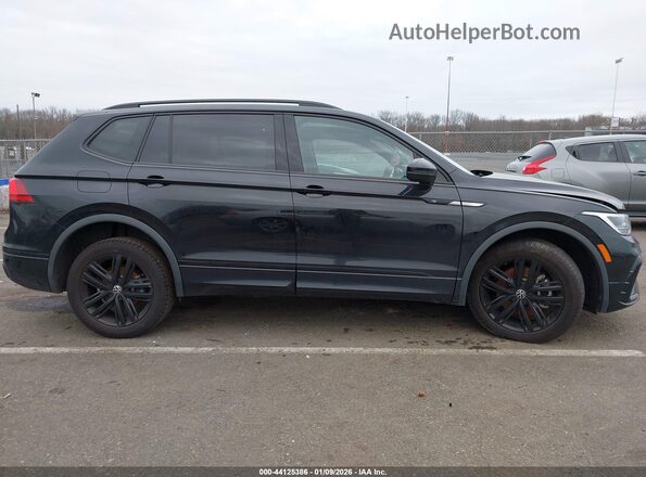 3VVCB7AX1NM099610 2022 VOLKSWAGEN TIGUAN Black Вид задньої частини салону