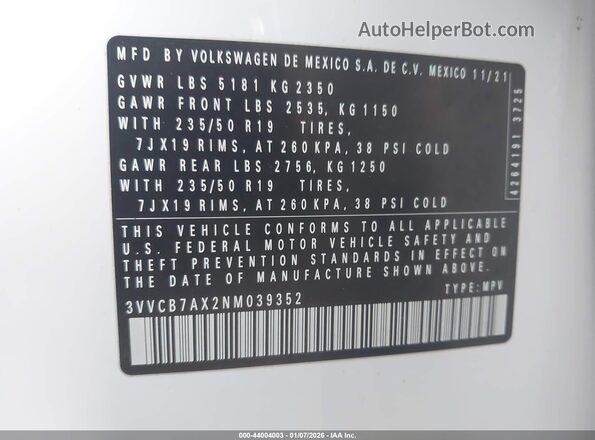 3VVCB7AX2NM039352 2022 VOLKSWAGEN TIGUAN White Widok komory silnika