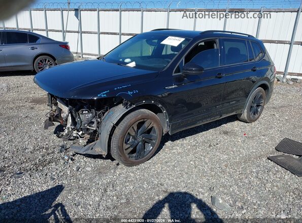 3VVCB7AX8RM231459 2024 VOLKSWAGEN TIGUAN Black Vista tres cuartos delantera izquierda