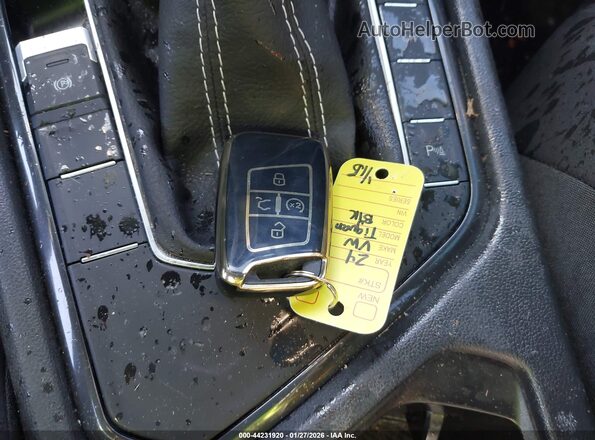 3VVCB7AX8RM231459 2024 VOLKSWAGEN TIGUAN Black Vista del salpicadero