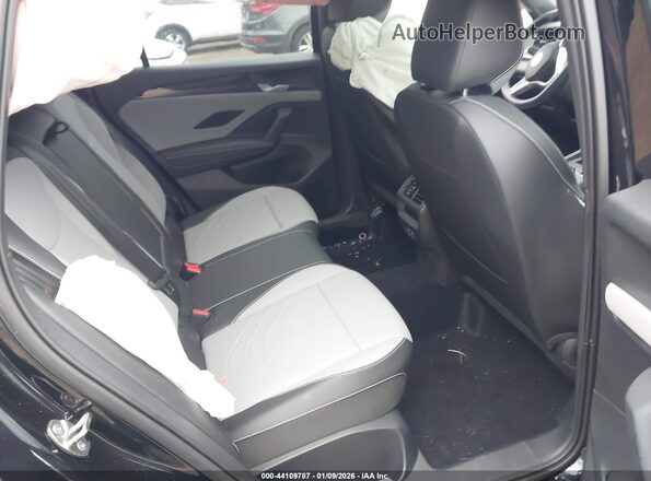 3VVGR7RM8SM024115 2025 VOLKSWAGEN TIGUAN Black 