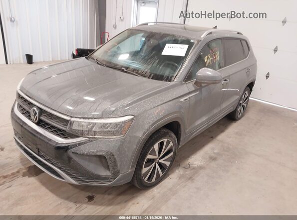 3VVLX7B28NM048898 2022 VOLKSWAGEN TAOS Серый Передняя левая четверть