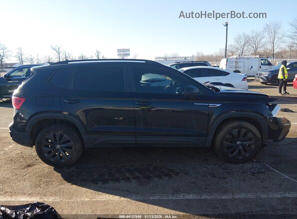3VVMX7B22NM034774 2022 VOLKSWAGEN TAOS Black Սալոնի հետևի տեսք