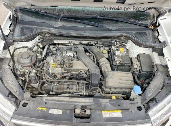 3VVRX7B27NM033304 2022 VOLKSWAGEN TAOS White Vista interior trasera