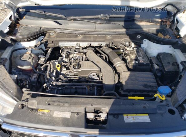 3VVRX7B28NM009612 2022 VOLKSWAGEN TAOS White Вид задньої частини салону
