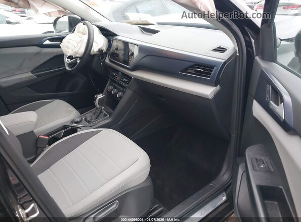 3VVUX7B29PM369937 2023 VOLKSWAGEN TAOS Черный Вид салона спереди