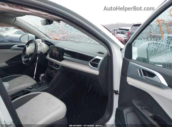 3VVVC7B23SM033497 2025 VOLKSWAGEN TAOS Белый Вид салона спереди