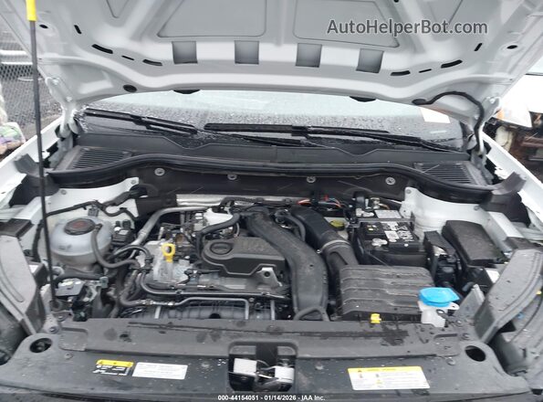 3VVVC7B23SM033497 2025 VOLKSWAGEN TAOS Белый Вид сзади