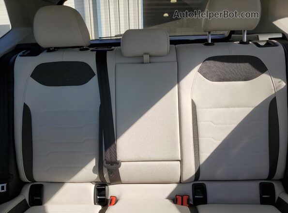 3VVVC7B2XSM014851 2025 VOLKSWAGEN TAOS White Widok tylnych siedzeń