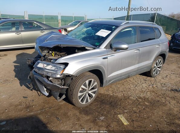 3VVYX7B27NM034643 2022 VOLKSWAGEN TAOS Silver წინა მარცხენა ხედი სამი მეოთხედიდან