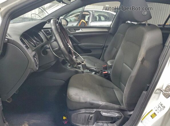 3VW547AU4JM261891 2018 VOLKSWAGEN GTI Белый Вид салона спереди