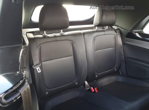 3VW5DAAT0KM504716 2019 VOLKSWAGEN BEETLE Black 
