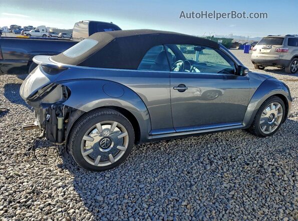 3VW5DAAT4KM502385 2019 VOLKSWAGEN BEETLE Gray 