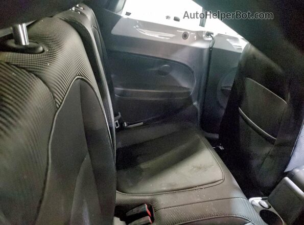 3VW5DAAT8JM516577 2018 VOLKSWAGEN BEETLE Белый Вид задних сидений