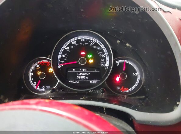 3VW5DAAT9KM509476 2019 VOLKSWAGEN BEETLE Красный 