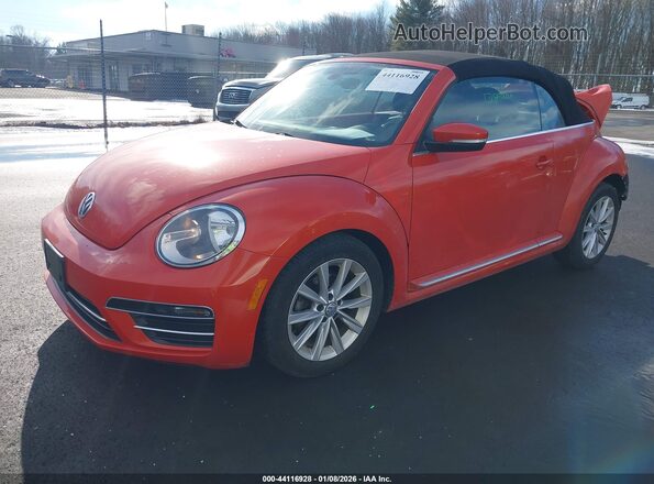 3VW5DAAT9KM510286 2019 VOLKSWAGEN BEETLE Orange Առջևի ձախ երեք քառորդ տեսարան