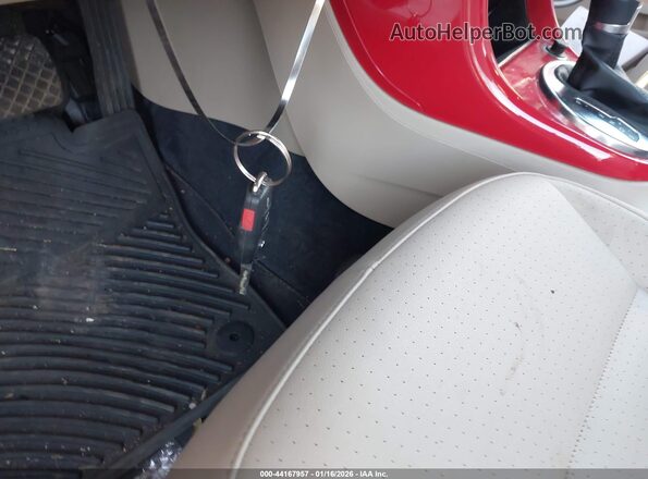 3VW5DAATXKM501306 2019 VOLKSWAGEN BEETLE Red Առջևի վահանակի տեսք
