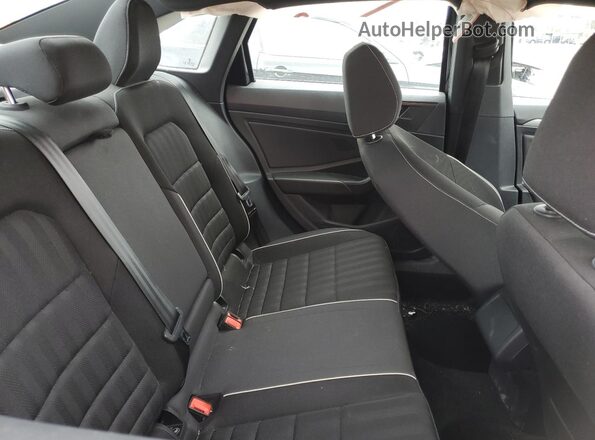 3VWBM7BU9PM024386 2023 VOLKSWAGEN JETTA Черный Вид задних сидений