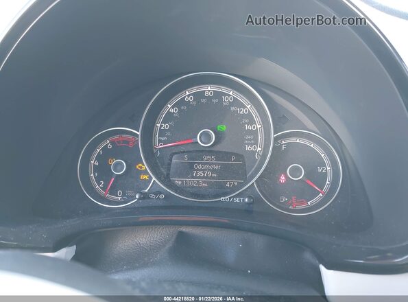 3VWF17AT8HM626944 2017 VOLKSWAGEN BEETLE White 