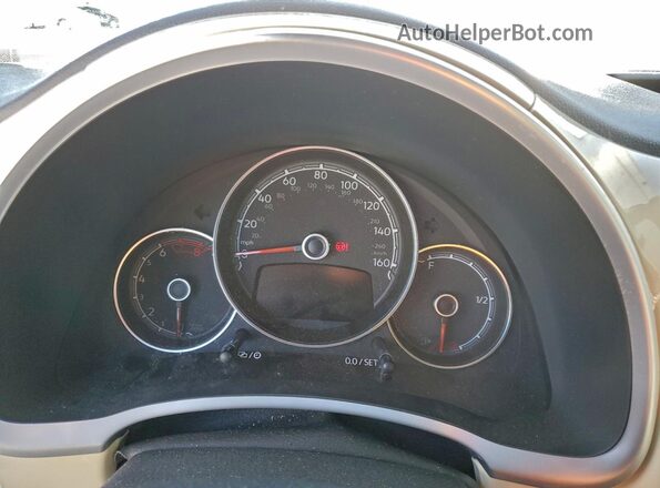 3VWFD7AT8KM719087 2019 VOLKSWAGEN BEETLE Yellow 