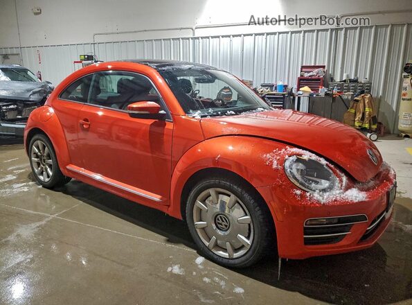 3VWJ17AT8HM623262 2017 VOLKSWAGEN BEETLE Orange 
