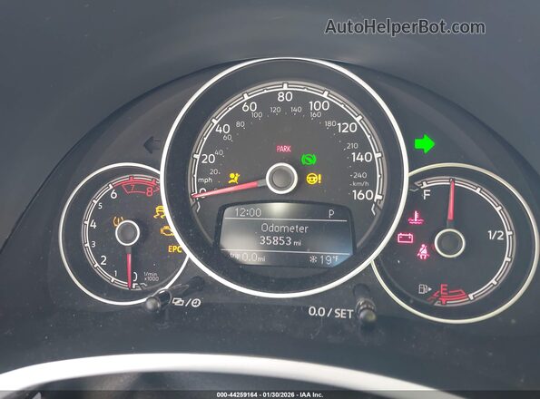 3VWJD7AT1KM711990 2019 VOLKSWAGEN BEETLE White 