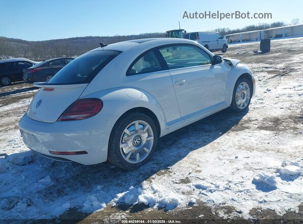 3VWJD7AT1KM711990 2019 VOLKSWAGEN BEETLE White 