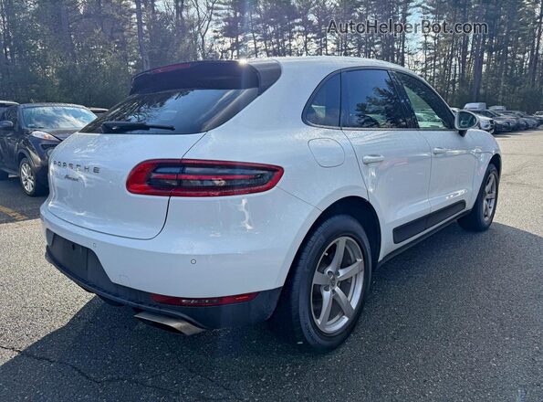 WP1AA2A52JLB21103 2018 PORSCHE MACAN White 