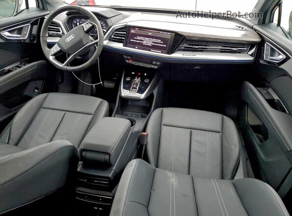 WA1B5BFZ3SP015026 2025 AUDI Q4 White 