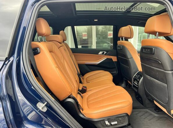 5UXCW2C06N9J79973 2022 BMW X7 Синий 
