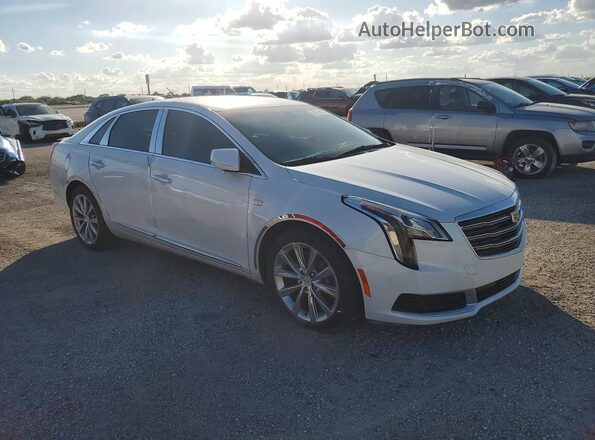 2G61L5S38J9175039 2018 CADILLAC XTS White 