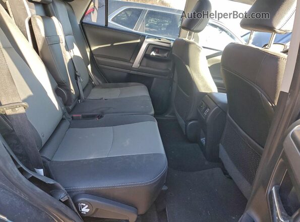 JTENU5JR1R6241401 2024 TOYOTA 4RUNNER Gray ძრავის განყოფილების ხედი